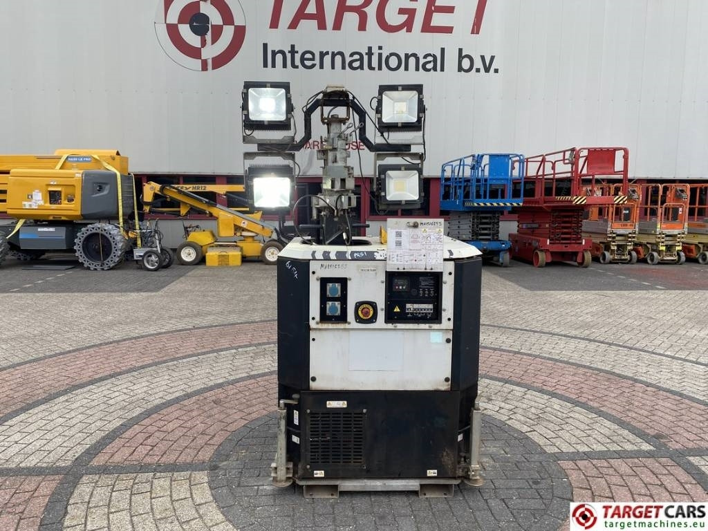 SMC SL80K TowerLight 4x300W Led SL80 - מגדל תאורה: תמונה 2 SMC SL80K TowerLight 4x300W Led SL80 - מגדל תאורה: תמונה 2