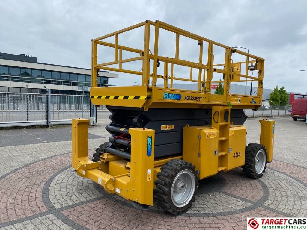 XCMG XG1523ERT Electric 4x4 Scissor Work Lift 1500cm - מעלית מספריים: תמונה 3 XCMG XG1523ERT Electric 4x4 Scissor Work Lift 1500cm - מעלית מספריים: תמונה 3