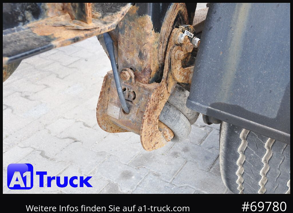 KRONE SDC, Containerchassis, 2x20/30/40 - סמיטריילר מוביל מכולות/ החלפת גוף: תמונה 4 KRONE SDC, Containerchassis, 2x20/30/40 - סמיטריילר מוביל מכולות/ החלפת גוף: תמונה 4