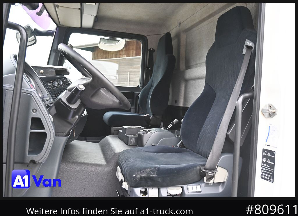 MAN TGL 8.220 Pritsche Plane, Klima, Schiebeplane, Automatik - משאית וילונות צד: תמונה 3 MAN TGL 8.220 Pritsche Plane, Klima, Schiebeplane, Automatik - משאית וילונות צד: תמונה 3