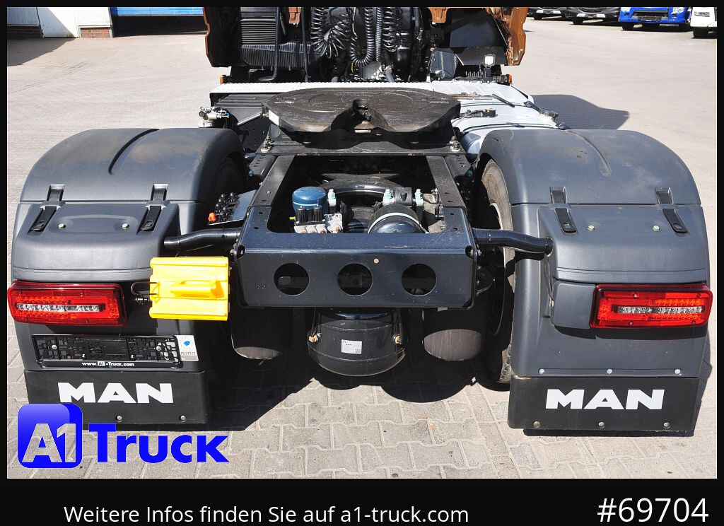 MAN TGX 18,480 BLS Intarder Standklima, Soundsysem - יחידת טרקטור: תמונה 3 MAN TGX 18,480 BLS Intarder Standklima, Soundsysem - יחידת טרקטור: תמונה 3