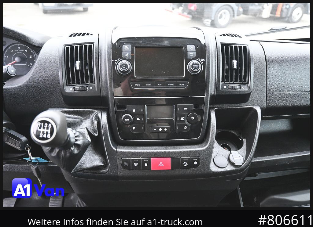 Interior photo 1: משאית PEUGEOT Boxer Doka Kipper, AHK, Klima, Standheizung