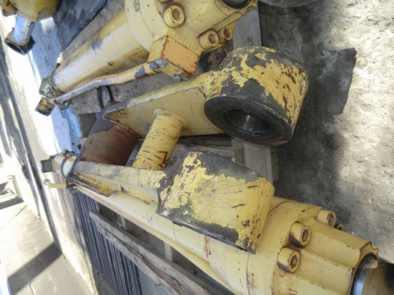 Caterpillar 317B LN BIELLA - גוף וחלק חיצוני עבור מכונת בנייה: תמונה 2 Caterpillar 317B LN BIELLA - גוף וחלק חיצוני עבור מכונת בנייה: תמונה 2