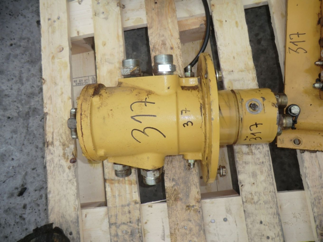 Caterpillar 317B LN Giunto rotante - תמסורת עבור מכונת בנייה: תמונה 2 Caterpillar 317B LN Giunto rotante - תמסורת עבור מכונת בנייה: תמונה 2