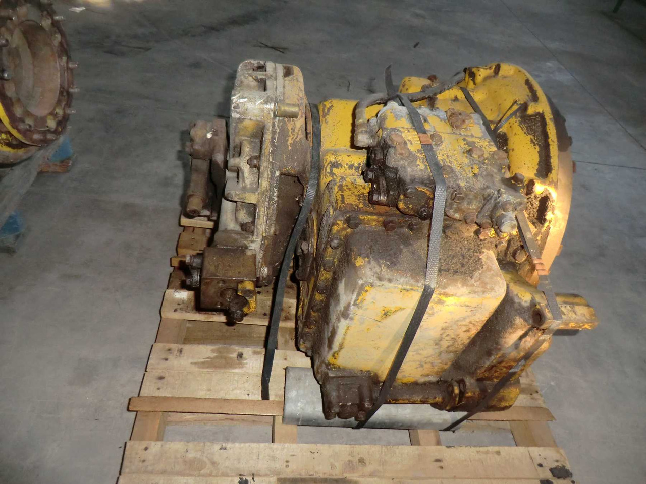 Caterpillar 631B CONVERTER - תמסורת עבור מכונת בנייה: תמונה 5 Caterpillar 631B CONVERTER - תמסורת עבור מכונת בנייה: תמונה 5