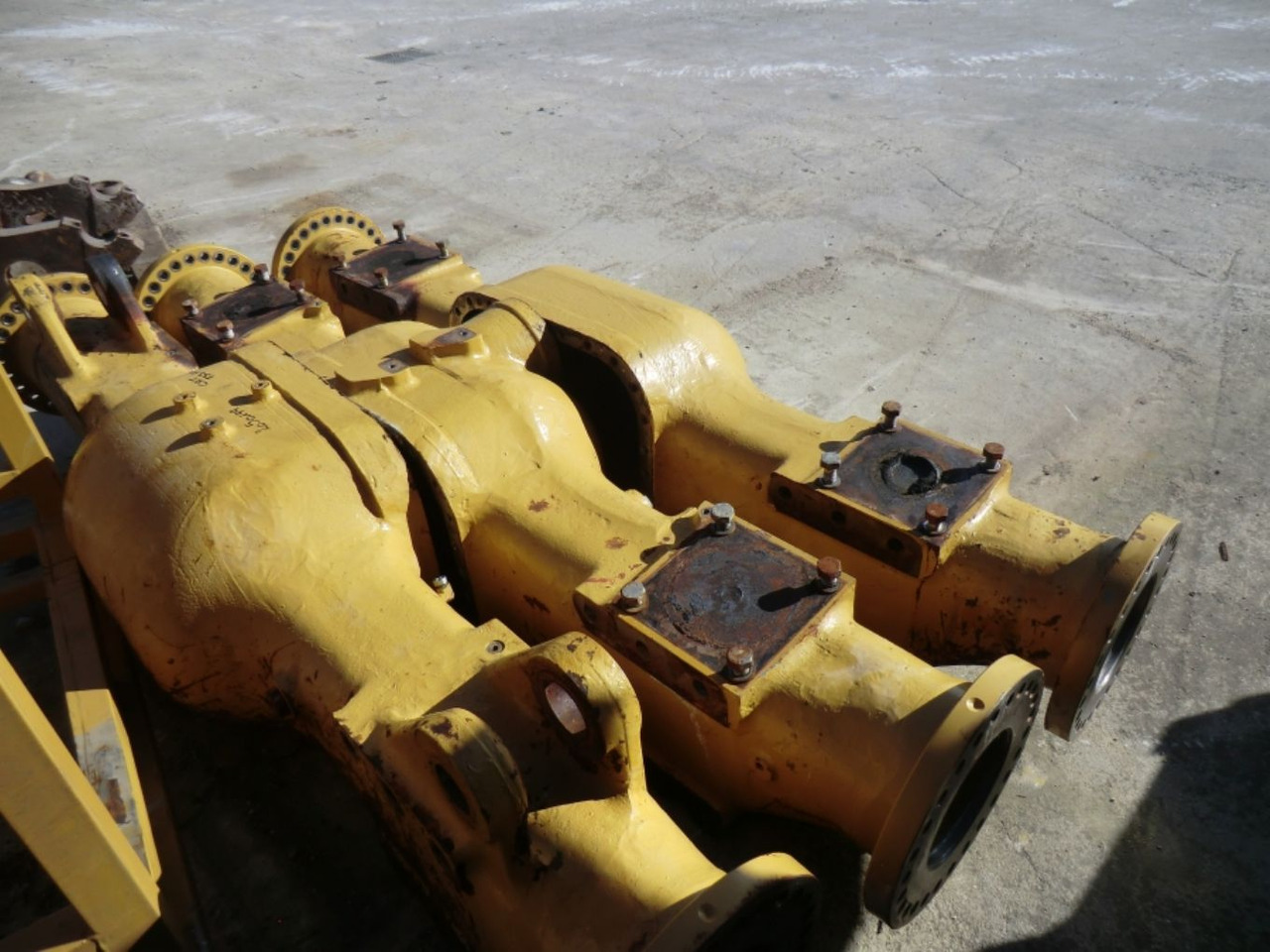 Caterpillar 735 ALLOGGIAMENTO ASSALE POSTERIORE - סרן אחורי עבור מכונת בנייה: תמונה 3 Caterpillar 735 ALLOGGIAMENTO ASSALE POSTERIORE - סרן אחורי עבור מכונת בנייה: תמונה 3
