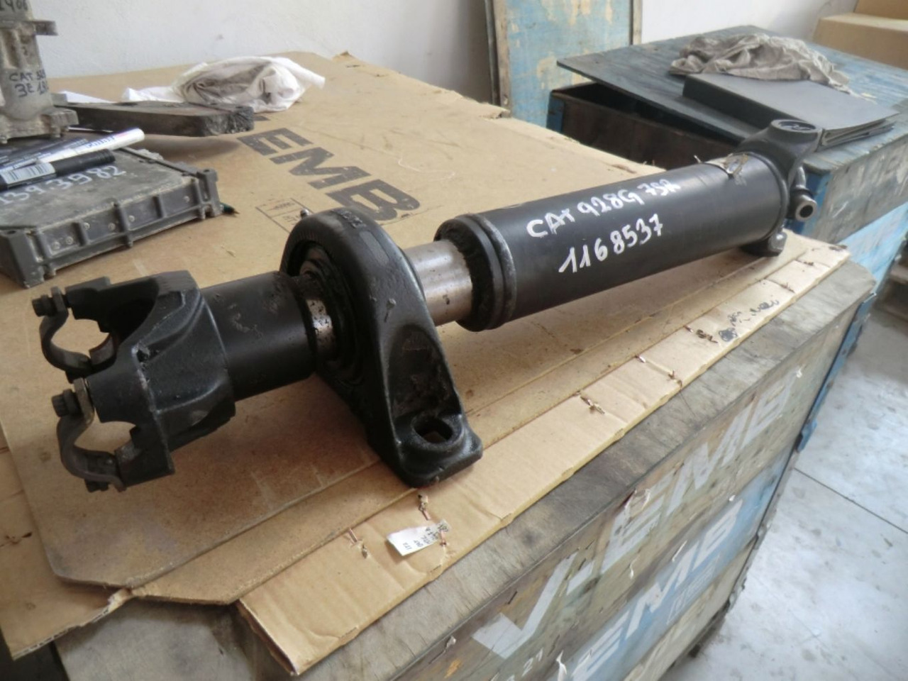 Caterpillar 928G ALBERO - תמסורת עבור מכונת בנייה: תמונה 3 Caterpillar 928G ALBERO - תמסורת עבור מכונת בנייה: תמונה 3