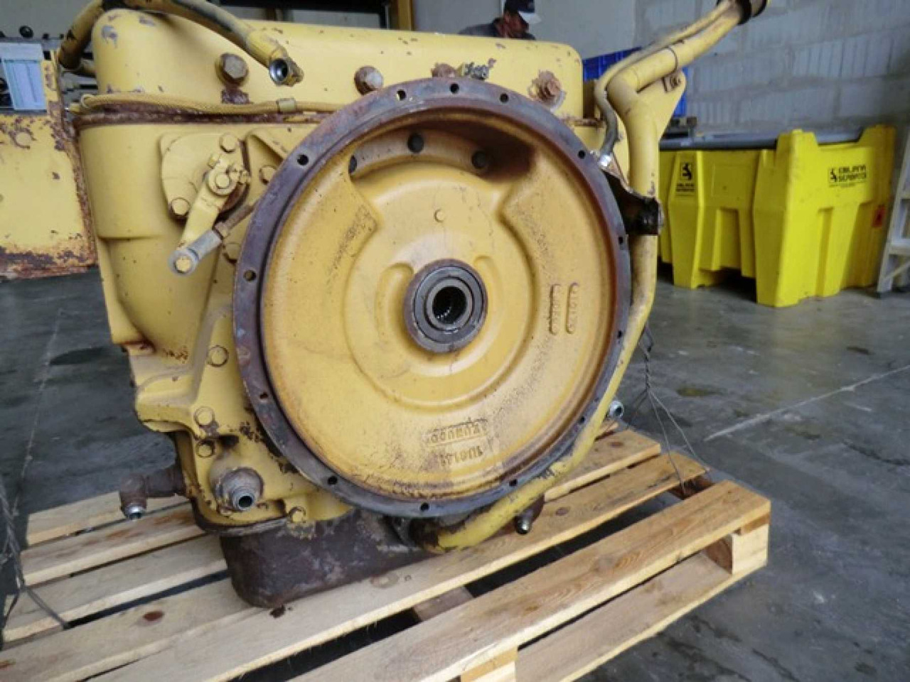 Caterpillar 953 TRASMISSIONE - תיבת הילוכים עבור מכונת בנייה: תמונה 4 Caterpillar 953 TRASMISSIONE - תיבת הילוכים עבור מכונת בנייה: תמונה 4