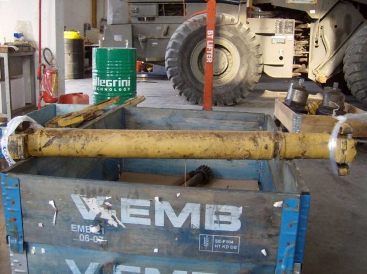 Caterpillar D300D ALBERO DI TRASMISSIONE - גל הנעה עבור מכונת בנייה: תמונה 1 Caterpillar D300D ALBERO DI TRASMISSIONE - גל הנעה עבור מכונת בנייה: תמונה 1