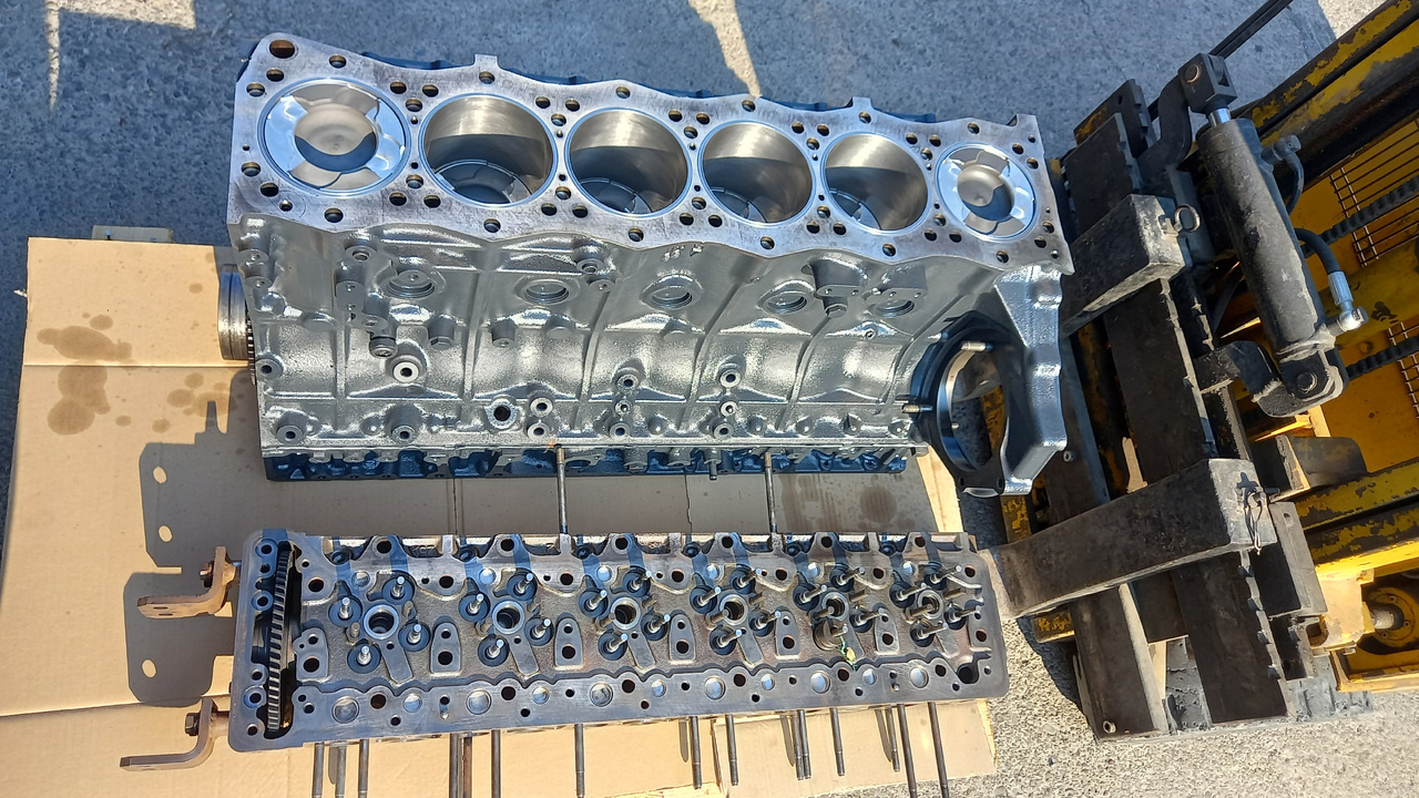 ISUZU 6UZ1 Long Block revisionato composto da monoblocco , albero motore, testa. - מנוע עבור מכונת בנייה: תמונה 3 ISUZU 6UZ1 Long Block revisionato composto da monoblocco , albero motore, testa. - מנוע עבור מכונת בנייה: תמונה 3