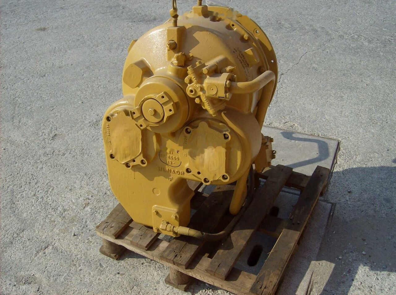 תמסורת עבור דחפור & TORQUE CONVERTER GP  CATERPILLAR D300D 5MG324: תמונה 1