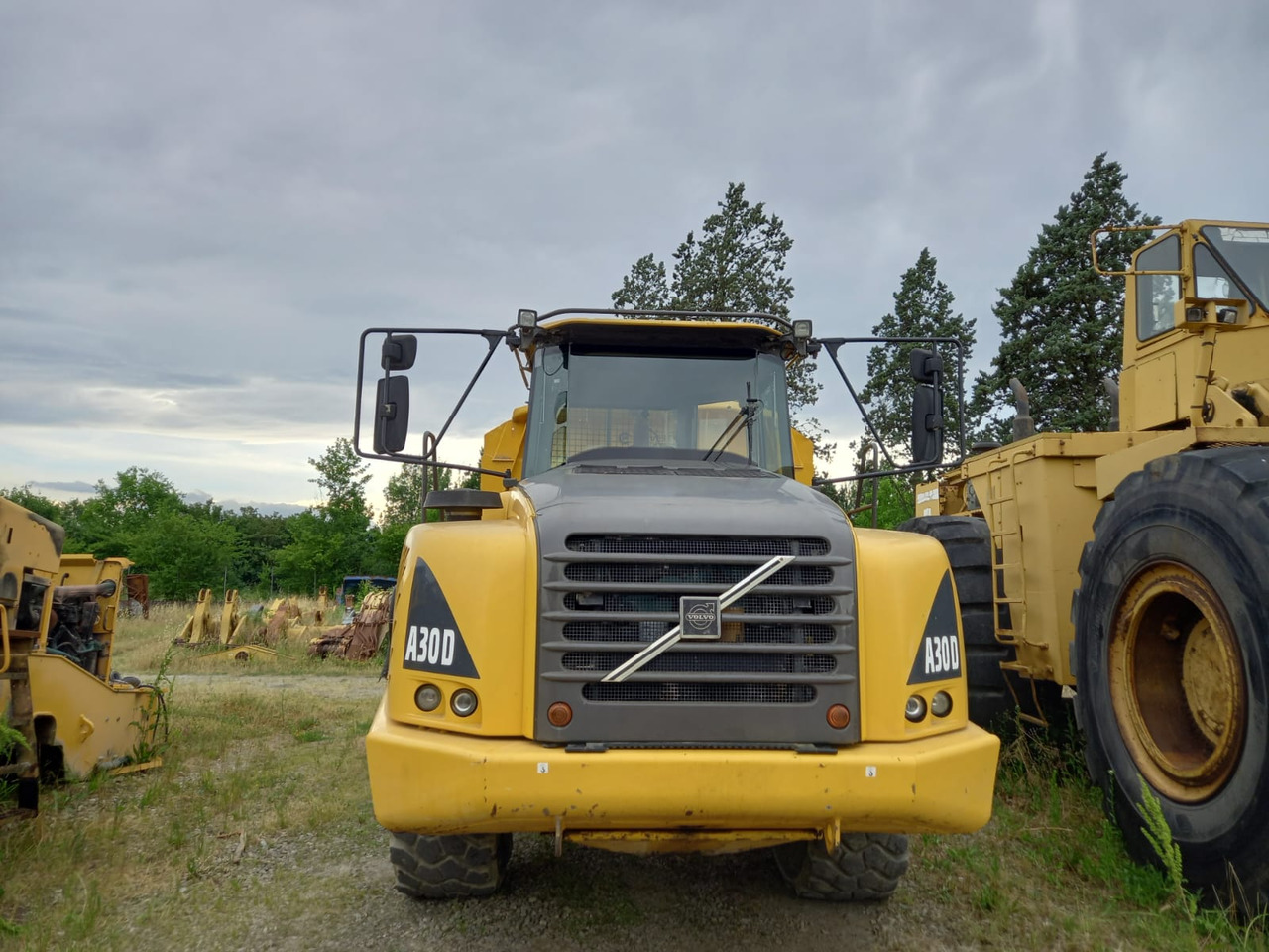 VOLVO A30D - מסיר פסולת מפרקי: תמונה 2 VOLVO A30D - מסיר פסולת מפרקי: תמונה 2