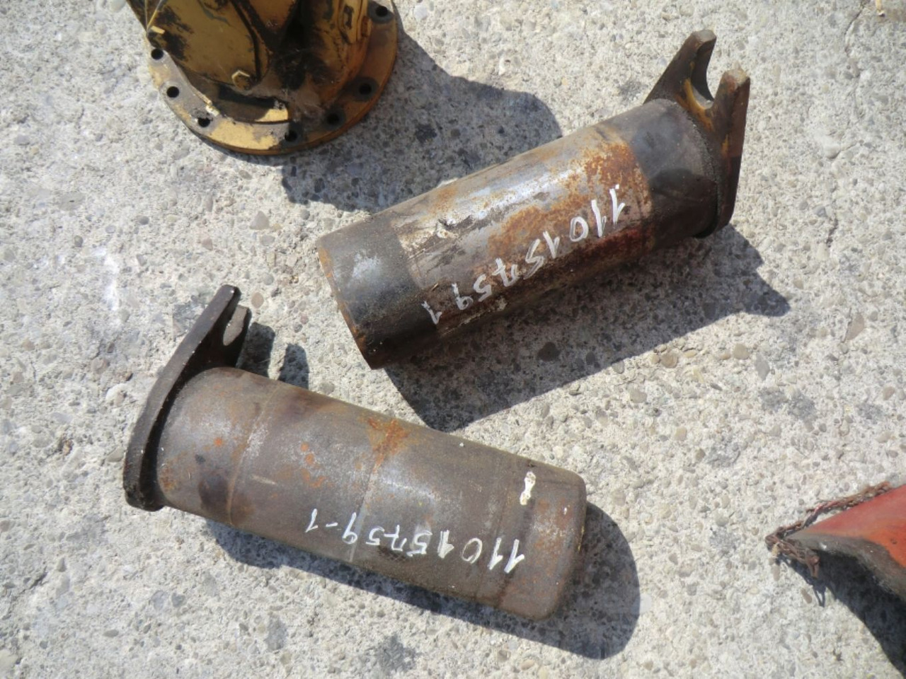 VOLVO L120C PERNO DEL BRACCIO - גוף וחלק חיצוני עבור מכונת בנייה: תמונה 2 VOLVO L120C PERNO DEL BRACCIO - גוף וחלק חיצוני עבור מכונת בנייה: תמונה 2