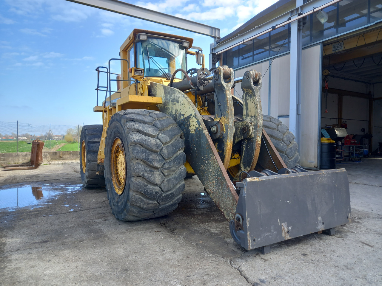 VOLVO L330C - מעמיס גלגלים: תמונה 2 VOLVO L330C - מעמיס גלגלים: תמונה 2
