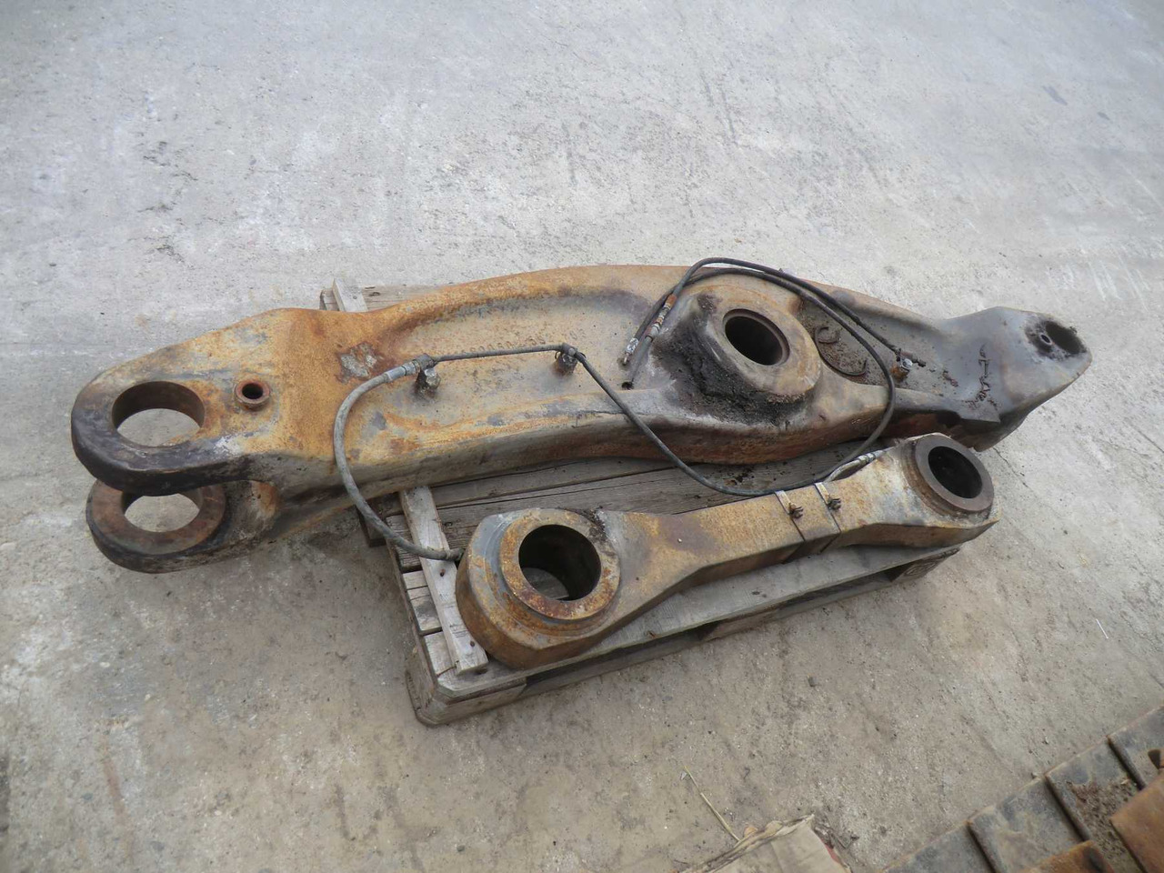 VOLVO L330E BIELLA - גוף וחלק חיצוני עבור מכונת בנייה: תמונה 3 VOLVO L330E BIELLA - גוף וחלק חיצוני עבור מכונת בנייה: תמונה 3