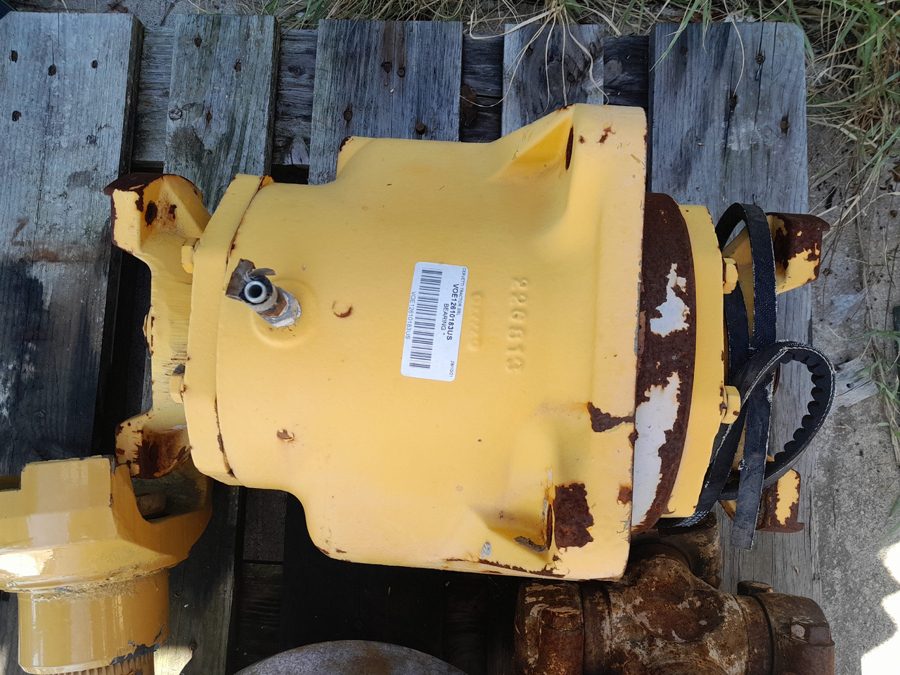 VOLVO L330E SUPPORT BEARING PROPELLER SHAFT - תמסורת עבור מכונת בנייה: תמונה 5 VOLVO L330E SUPPORT BEARING PROPELLER SHAFT - תמסורת עבור מכונת בנייה: תמונה 5