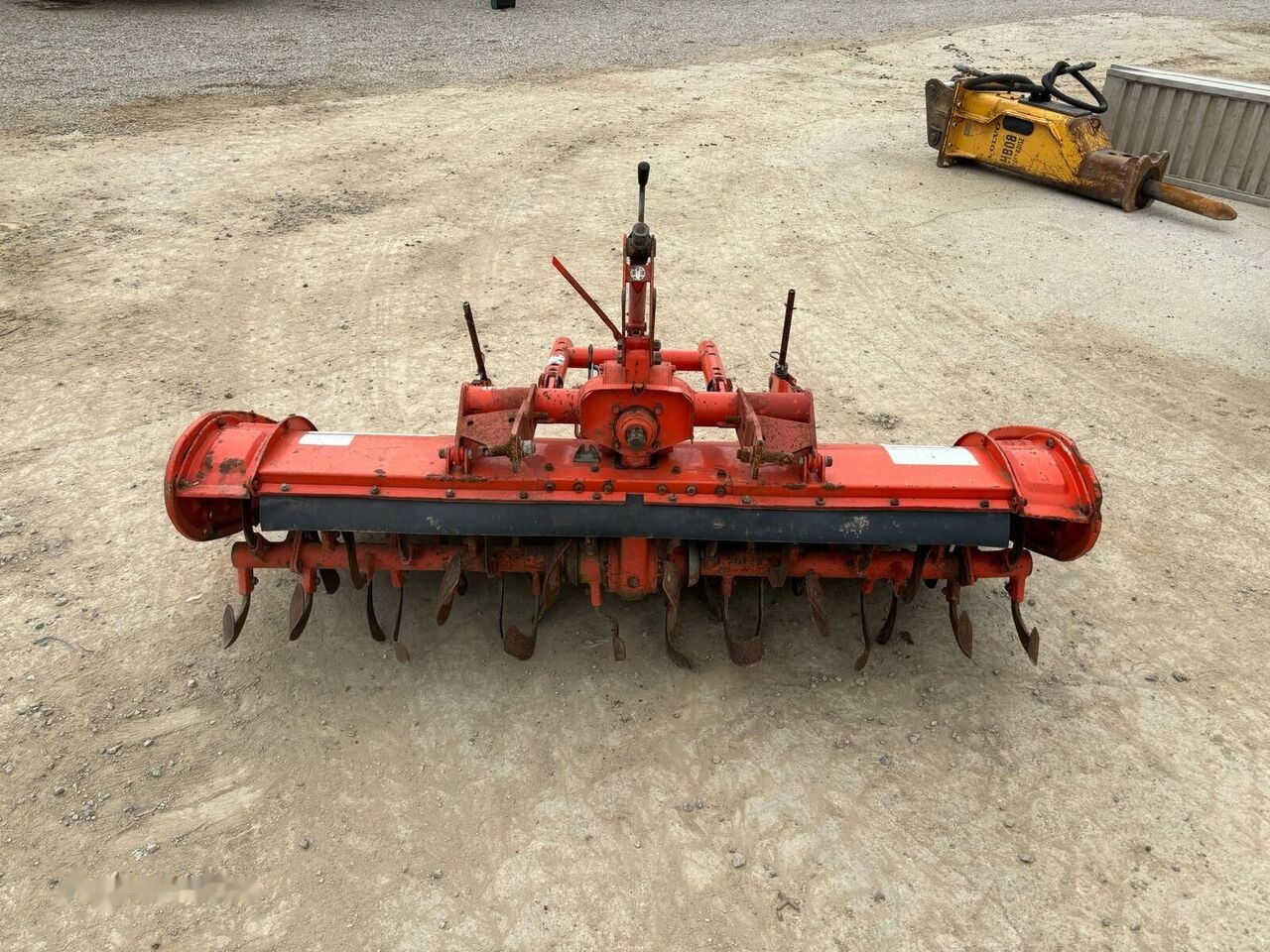 Kubota R 15 N - קלטרת סיבובית: תמונה 5 Kubota R 15 N - קלטרת סיבובית: תמונה 5