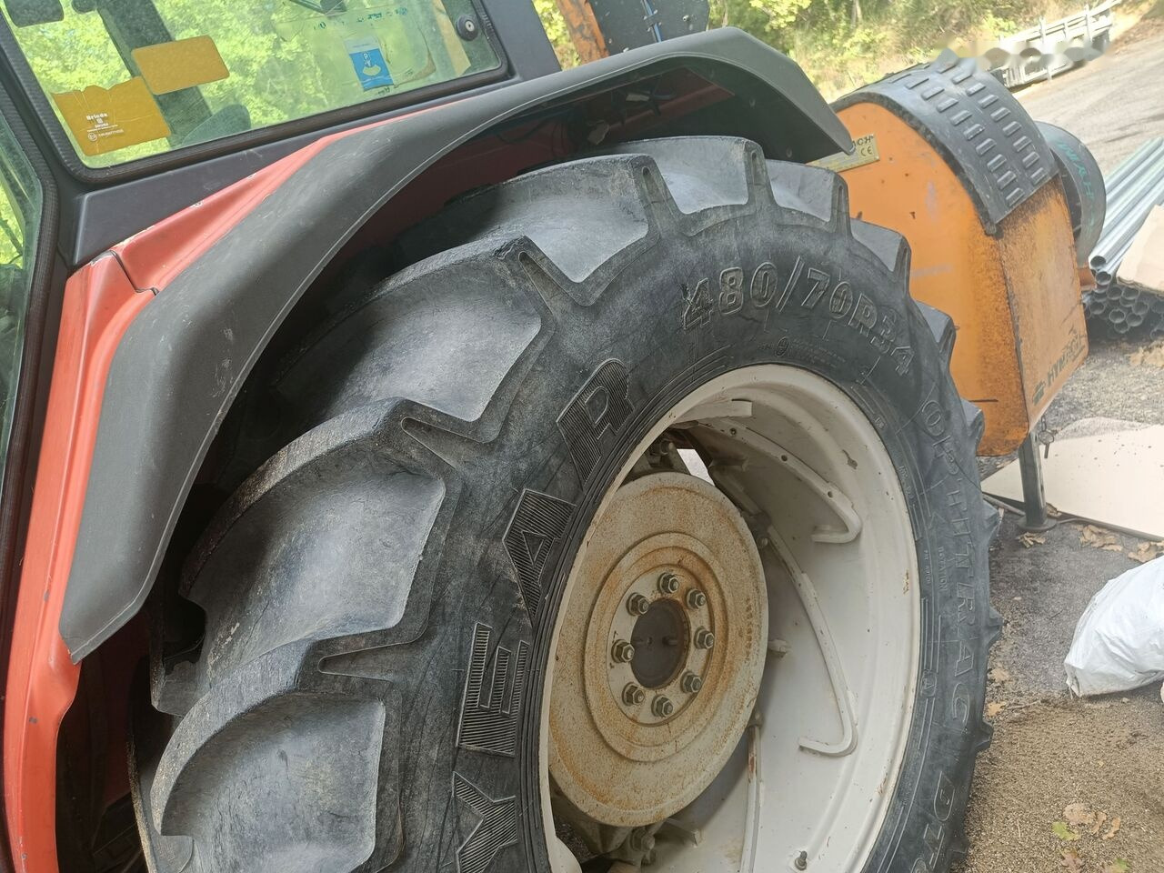 Massey Ferguson 383 - טרקטור חקלאי: תמונה 4 Massey Ferguson 383 - טרקטור חקלאי: תמונה 4