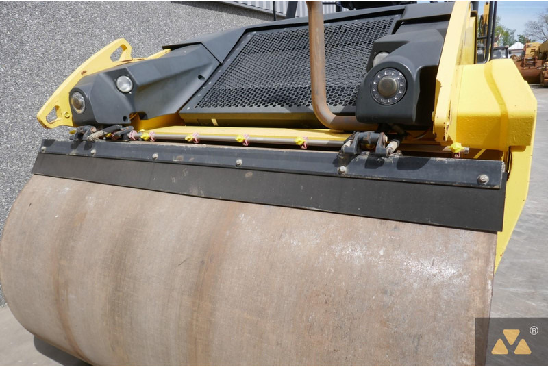 רולר Bomag BW190AD-5: תמונה 16