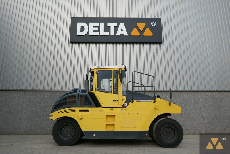 Bomag BW25RH - רולר פניאומטי: תמונה 2 Bomag BW25RH - רולר פניאומטי: תמונה 2