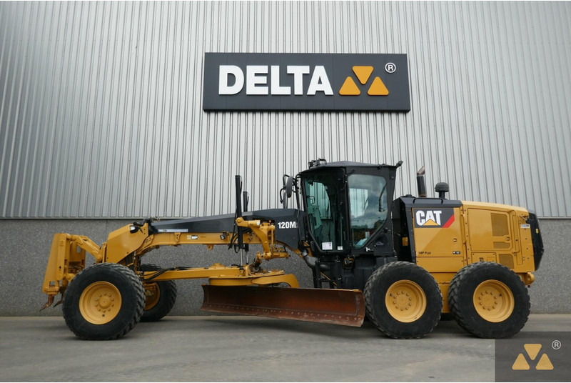 Caterpillar 120M2 - מפלסת: תמונה 1 Caterpillar 120M2 - מפלסת: תמונה 1