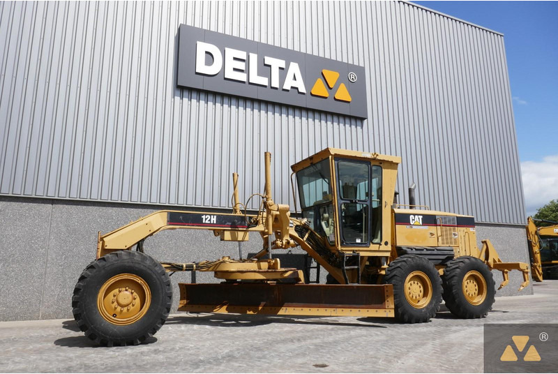 Caterpillar 12H - מפלסת: תמונה 4 Caterpillar 12H - מפלסת: תמונה 4