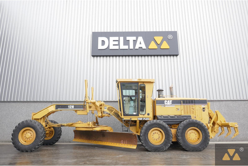 Caterpillar 12H - מפלסת: תמונה 1 Caterpillar 12H - מפלסת: תמונה 1
