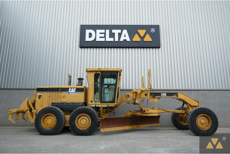 Caterpillar 12H - מפלסת: תמונה 2 Caterpillar 12H - מפלסת: תמונה 2