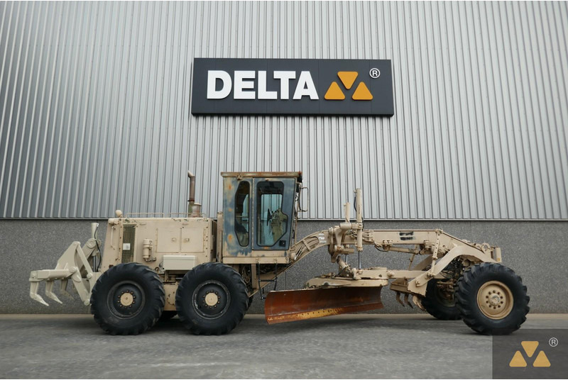 Caterpillar 130G Ex-army - מפלסת: תמונה 2 Caterpillar 130G Ex-army - מפלסת: תמונה 2