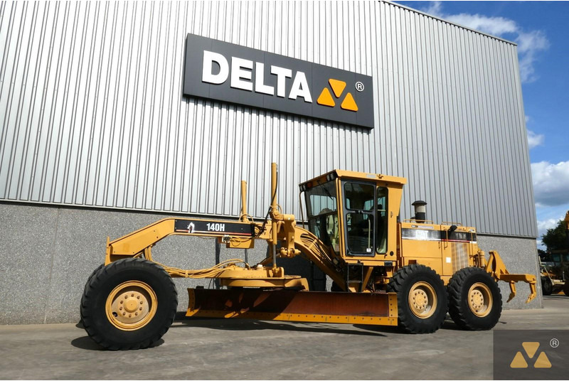 Caterpillar 140H - מפלסת: תמונה 4 Caterpillar 140H - מפלסת: תמונה 4