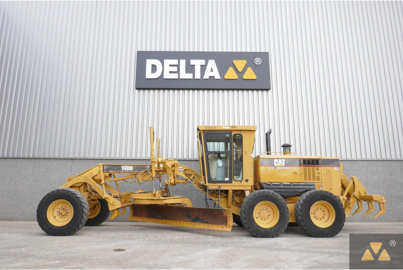 Caterpillar 140H - מפלסת: תמונה 1 Caterpillar 140H - מפלסת: תמונה 1