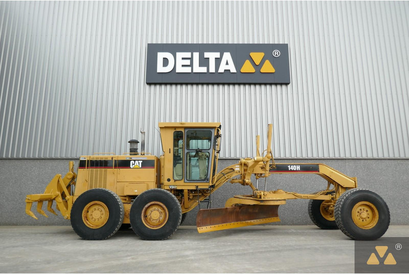 Caterpillar 140H - מפלסת: תמונה 2 Caterpillar 140H - מפלסת: תמונה 2