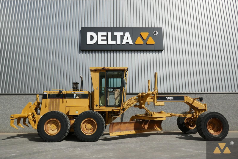 Caterpillar 140H - מפלסת: תמונה 2 Caterpillar 140H - מפלסת: תמונה 2