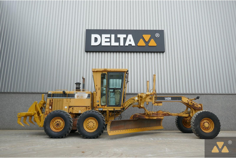 Caterpillar 140H - מפלסת: תמונה 2 Caterpillar 140H - מפלסת: תמונה 2