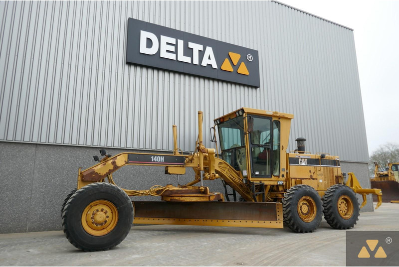 Caterpillar 140H - מפלסת: תמונה 4 Caterpillar 140H - מפלסת: תמונה 4