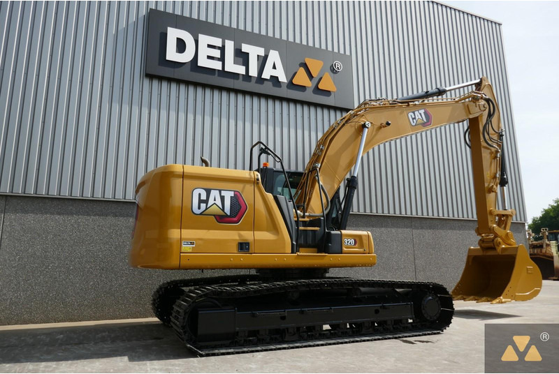 מחפר סורק Caterpillar 320: תמונה 5