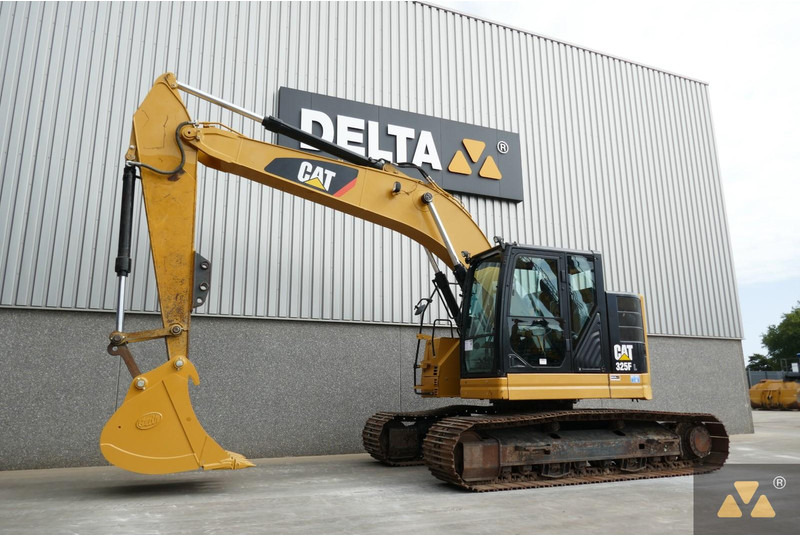 Caterpillar 325F LCR - מחפר סורק: תמונה 3 Caterpillar 325F LCR - מחפר סורק: תמונה 3