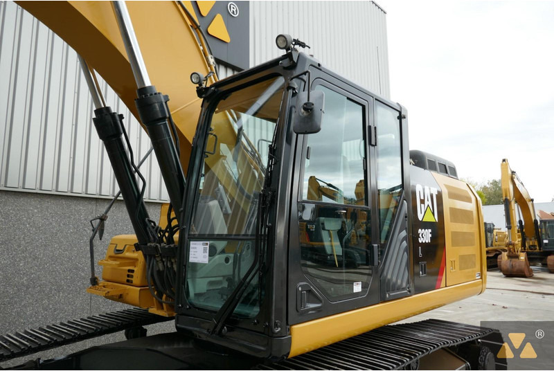 מחפר סורק Caterpillar 330FL: תמונה 14