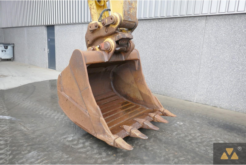 מחפר סורק Caterpillar 336EL: תמונה 6