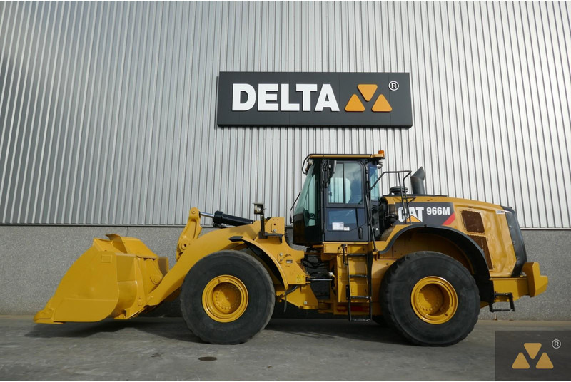 Caterpillar 966M - מעמיס גלגלים: תמונה 1 Caterpillar 966M - מעמיס גלגלים: תמונה 1