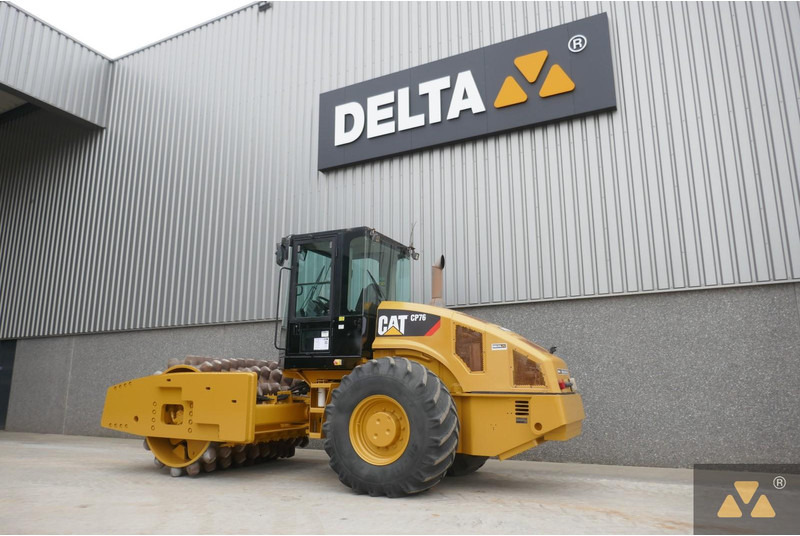 רולר Caterpillar CP76: תמונה 6 רולר Caterpillar CP76: תמונה 6