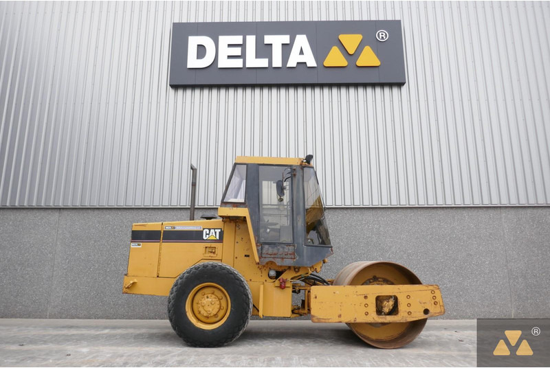 Caterpillar CS433C - רולר: תמונה 2 Caterpillar CS433C - רולר: תמונה 2