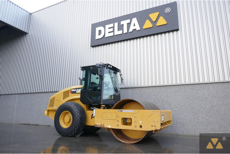 Caterpillar CS64B - רולר: תמונה 3 Caterpillar CS64B - רולר: תמונה 3