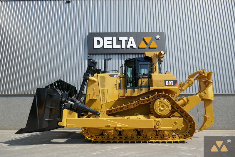 Caterpillar D9T - דחפור: תמונה 1 Caterpillar D9T - דחפור: תמונה 1