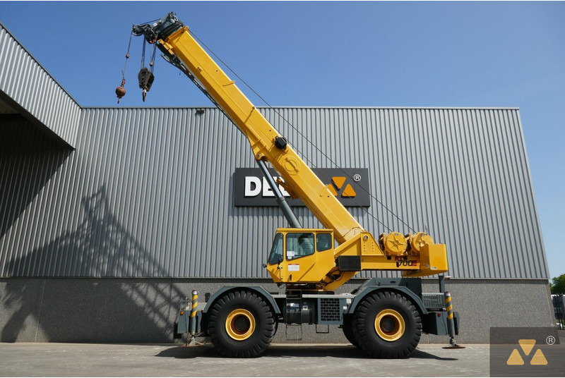 Grove RT700E - עגורן שטח מחוספס: תמונה 1 Grove RT700E - עגורן שטח מחוספס: תמונה 1