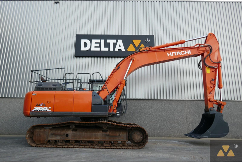 Hitachi ZX300LC-6 - מחפר סורק: תמונה 2 Hitachi ZX300LC-6 - מחפר סורק: תמונה 2