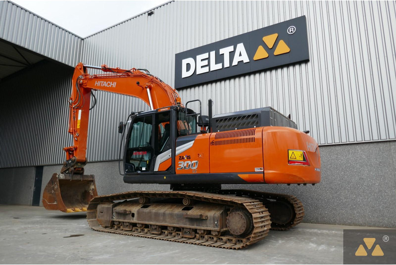 Hitachi ZX300LC-7 - מחפר סורק: תמונה 4 Hitachi ZX300LC-7 - מחפר סורק: תמונה 4