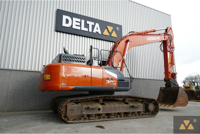 Hitachi ZX300LC-7 - מחפר סורק: תמונה 5 Hitachi ZX300LC-7 - מחפר סורק: תמונה 5