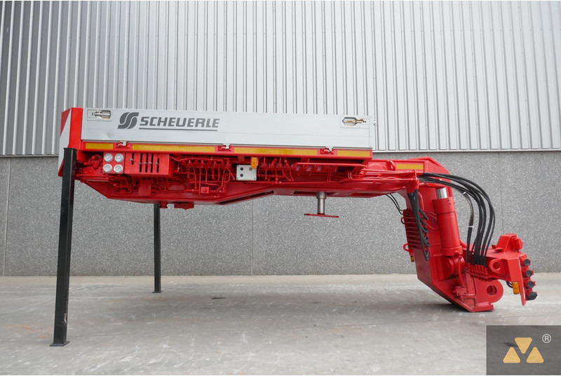 SCHEUERLE S1HKE-1320-3000 - סמיטריילר עם מטען נמוך: תמונה 1 SCHEUERLE S1HKE-1320-3000 - סמיטריילר עם מטען נמוך: תמונה 1