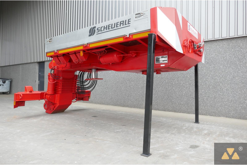 SCHEUERLE S1HKE-1320-3000 - סמיטריילר עם מטען נמוך: תמונה 3 SCHEUERLE S1HKE-1320-3000 - סמיטריילר עם מטען נמוך: תמונה 3